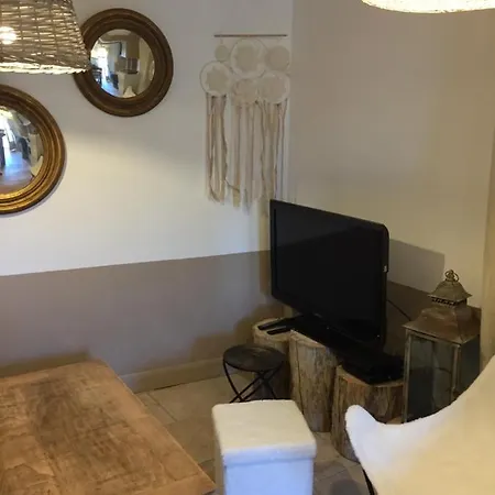 Apartamento Chez Enzo Pierrevert Exterior foto